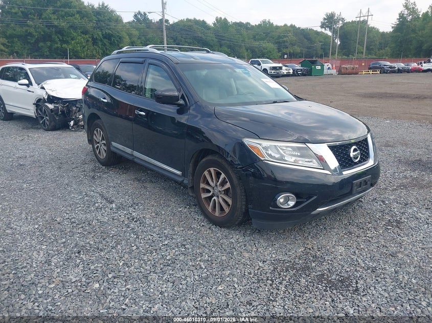 Photo of the 2016 NISSAN PATHFINDER SL