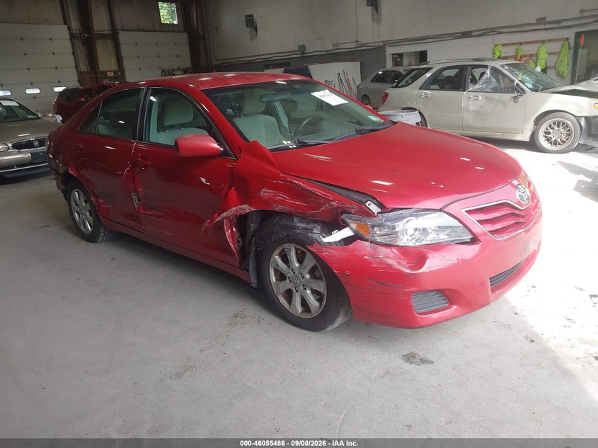 Photo of the 2010 TOYOTA CAMRY LE