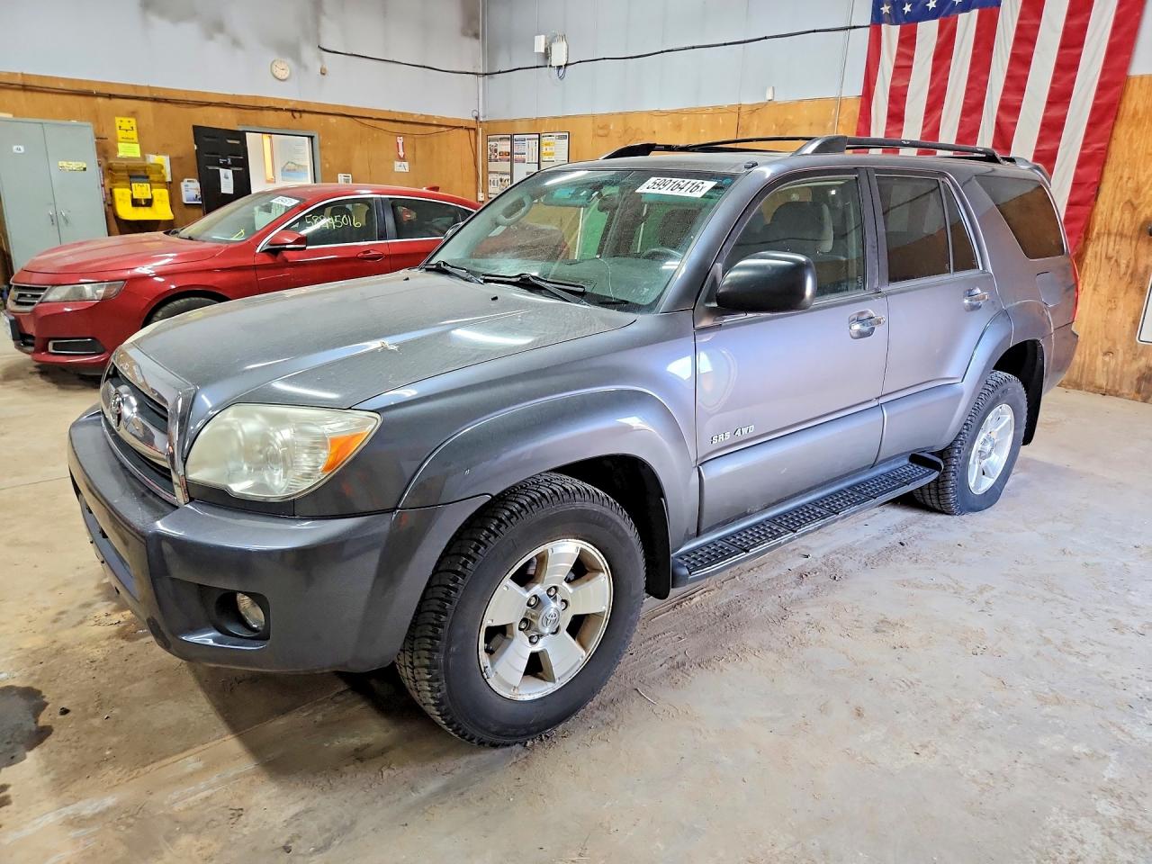 Photo of the 2006 TOYOTA 4RUNNER SR5