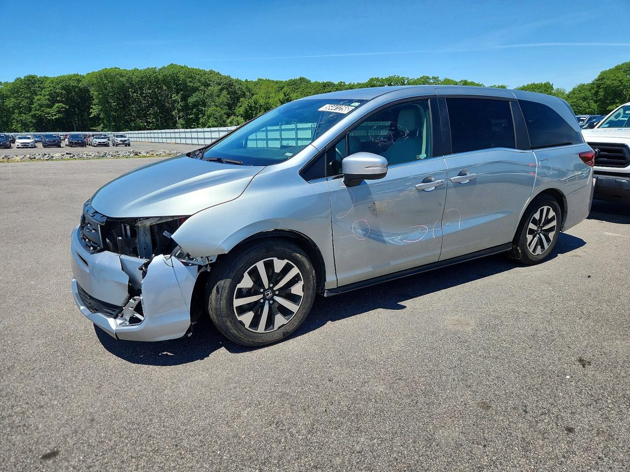 Photo of the 2025 HONDA ODYSSEY EXL