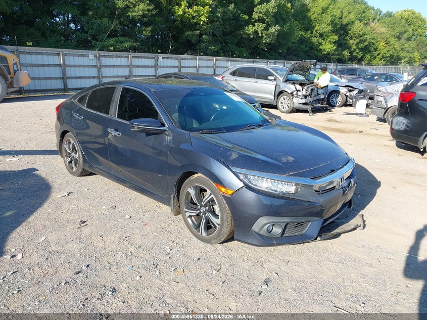 Photo of the 2018 HONDA CIVIC TOURING