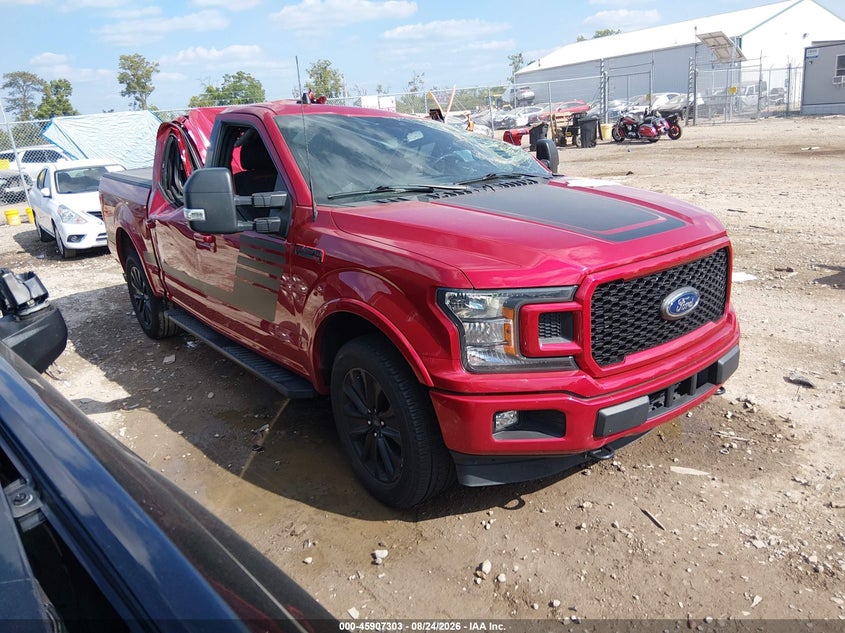 Photo of the 2020 FORD F-150 XLT