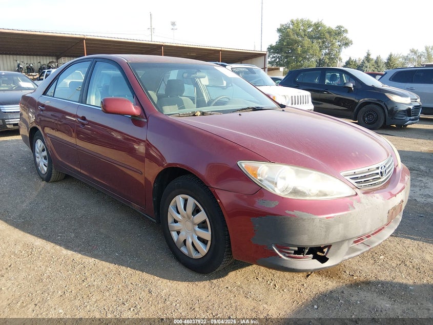 Photo of the 2005 TOYOTA CAMRY LE