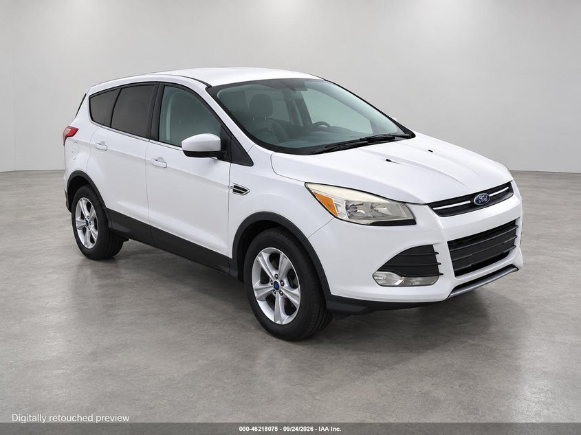 Photo of the 2016 FORD ESCAPE SE