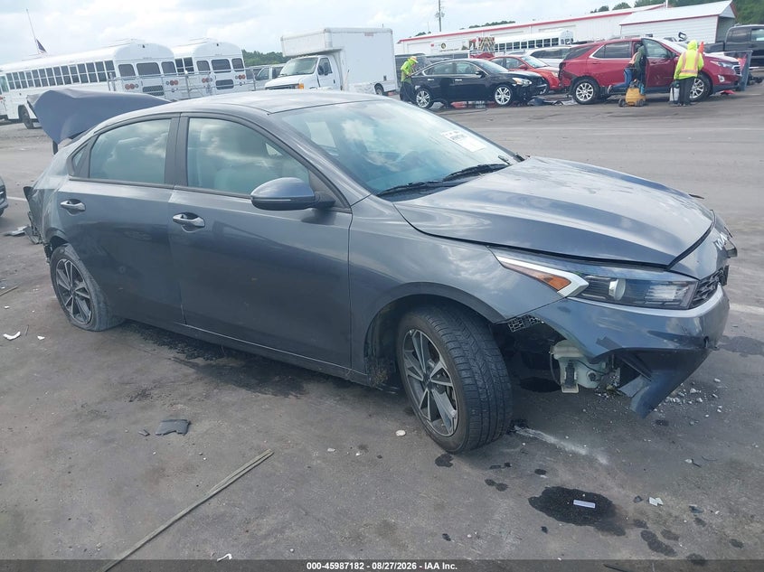 Photo of the 2023 KIA FORTE LXS