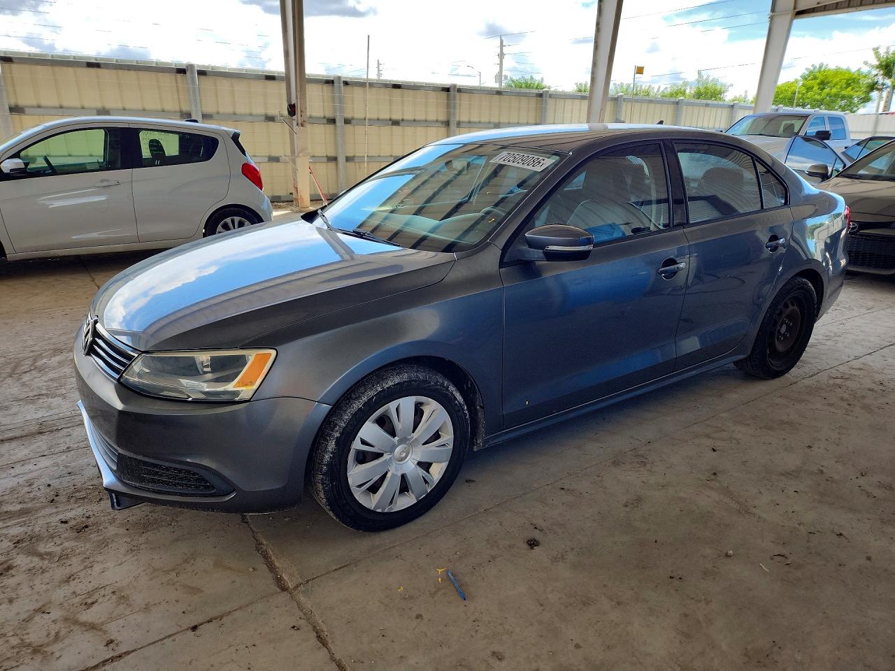 Photo of the 2014 VOLKSWAGEN JETTA SE