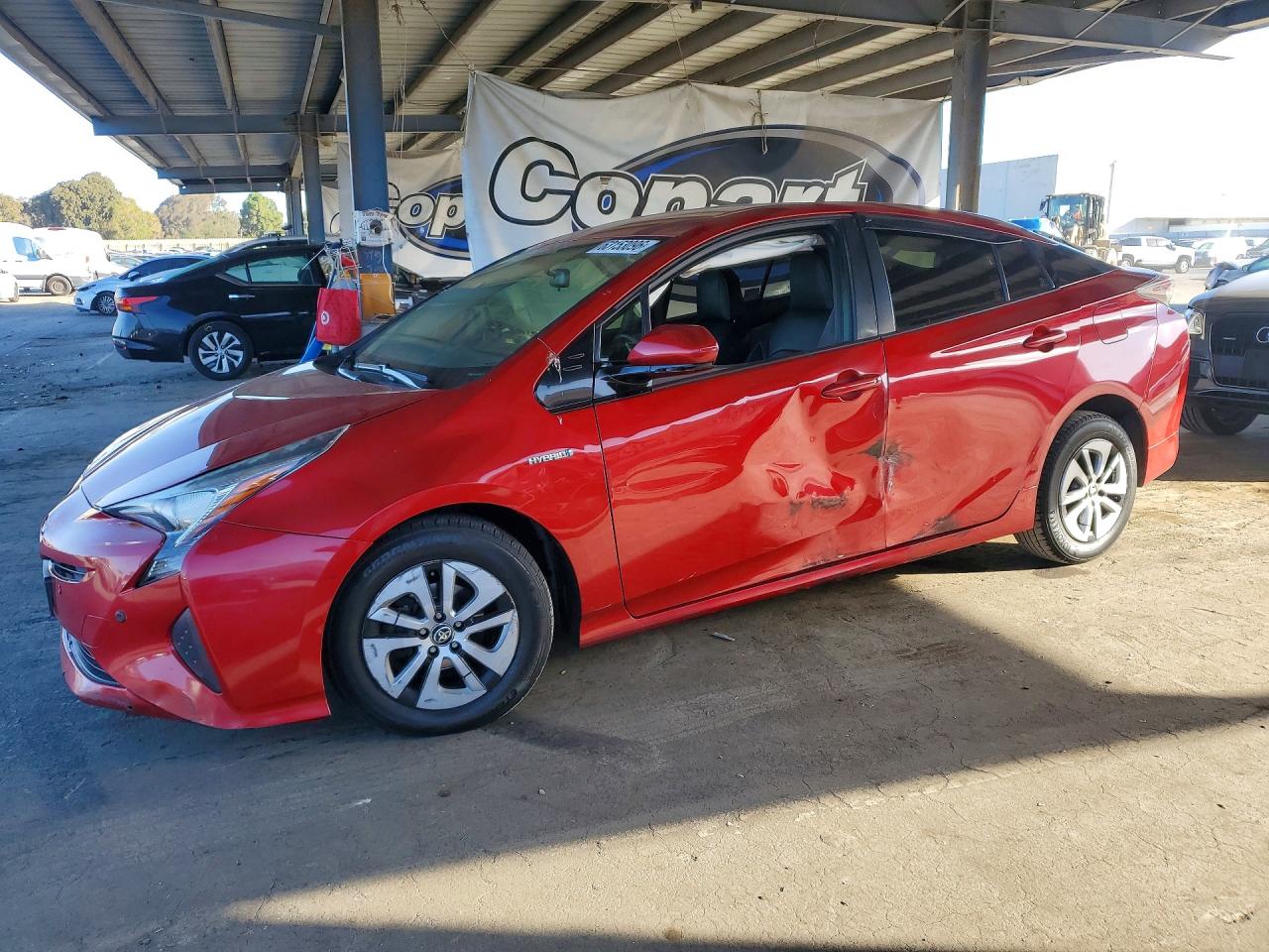 Photo of the 2016 TOYOTA PRIUS THREE