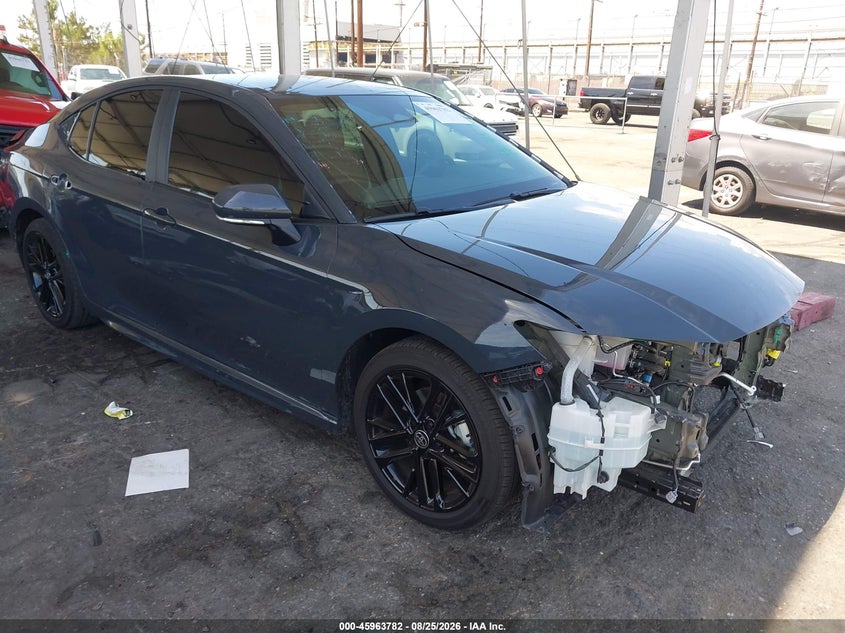 Photo of the 2026 TOYOTA CAMRY SE