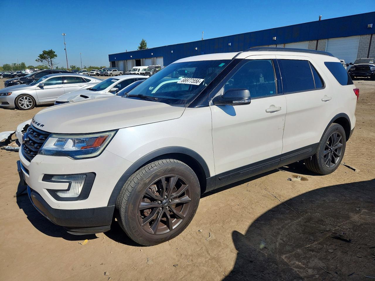 Photo of the 2017 FORD EXPLORER XLT