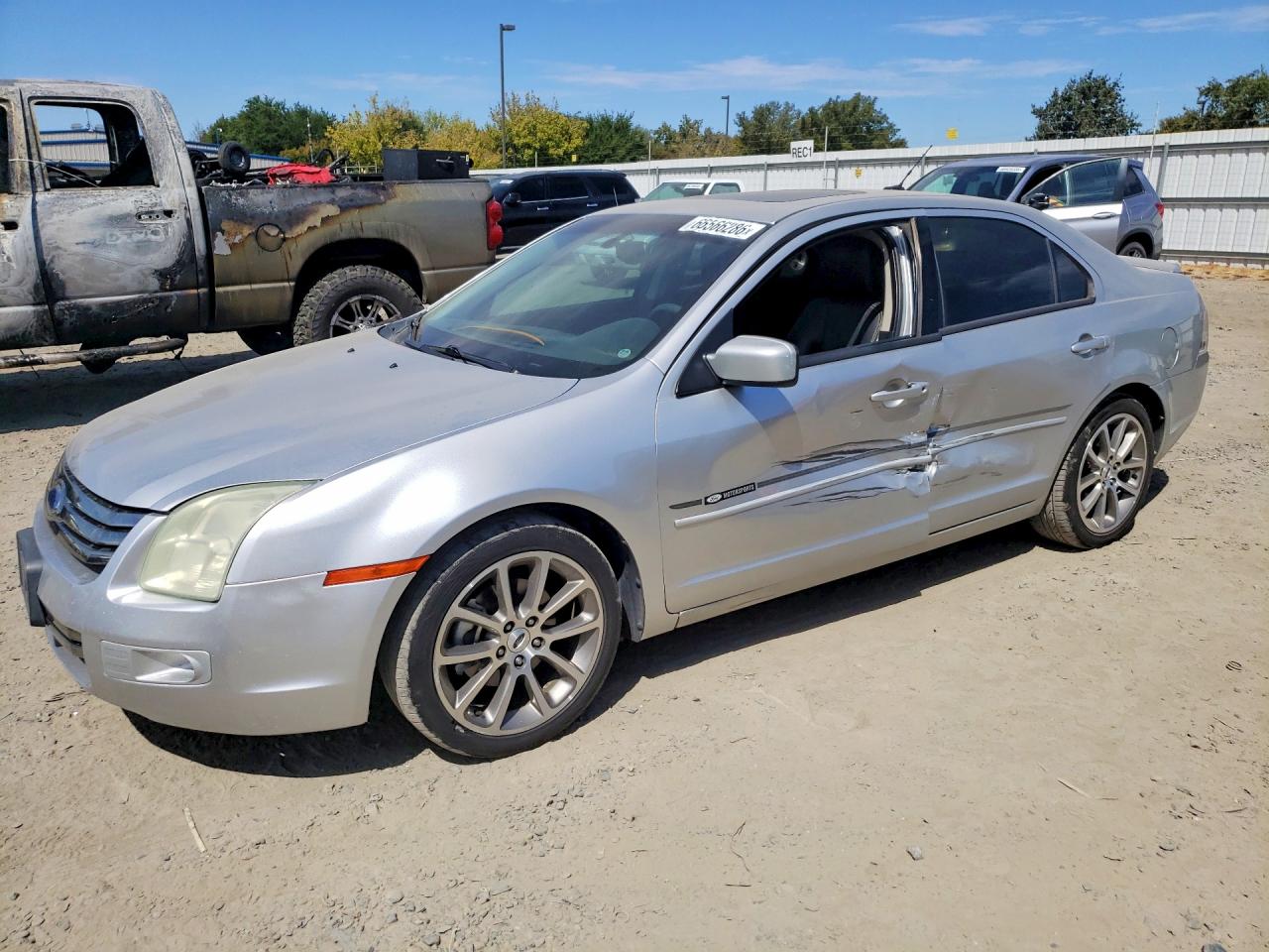 Photo of the 2009 FORD FUSION SE