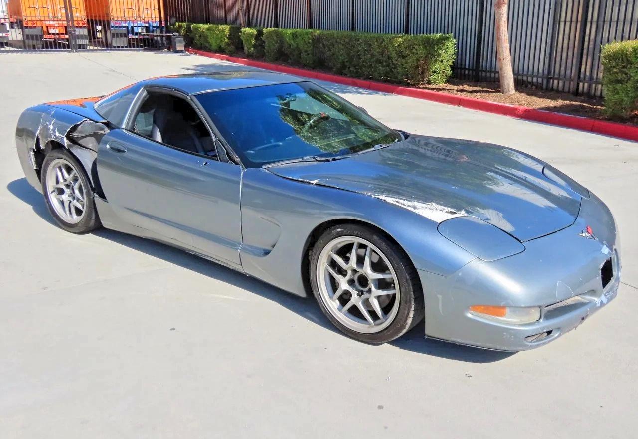 Photo of the 2004 CHEVROLET CORVETTE