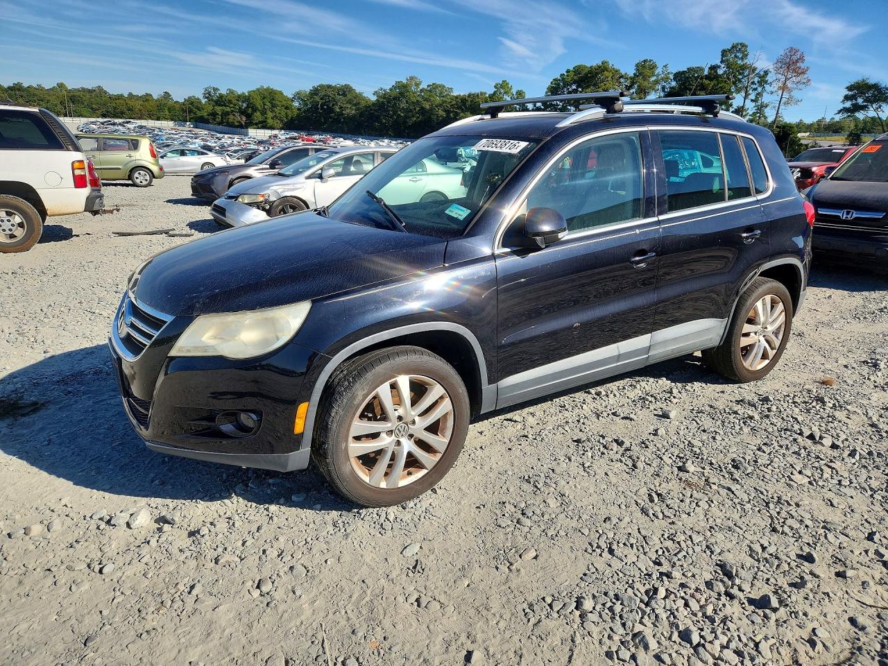 Photo of the 2011 VOLKSWAGEN TIGUAN S