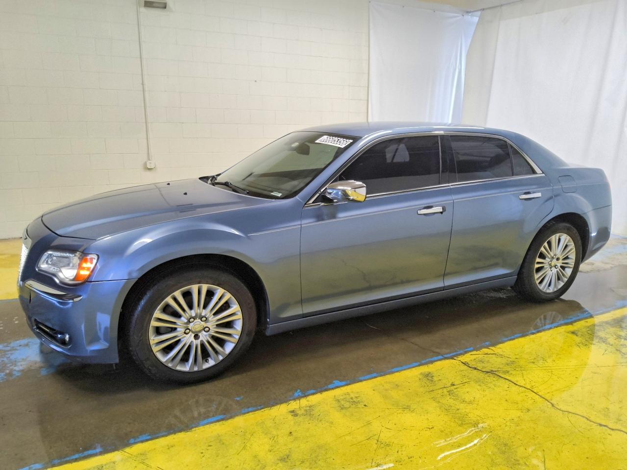 Photo of the 2011 CHRYSLER 300C