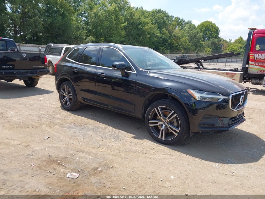 Photo of the 2018 VOLVO XC60 T6 MOMENTUM
