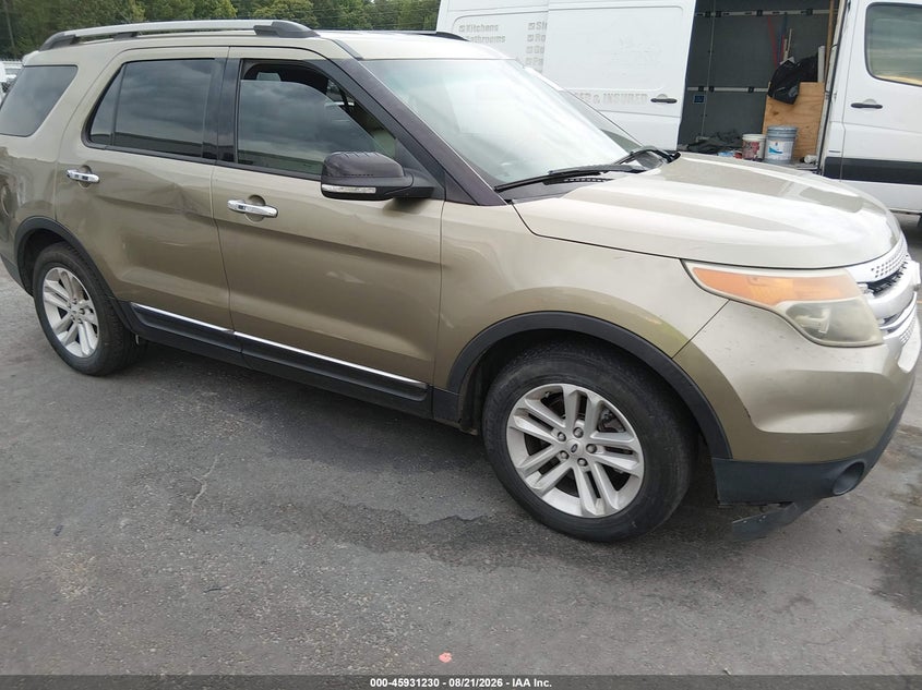 Photo of the 2013 FORD EXPLORER XLT