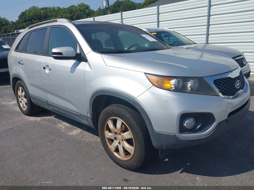 Photo of the 2011 KIA SORENTO LX