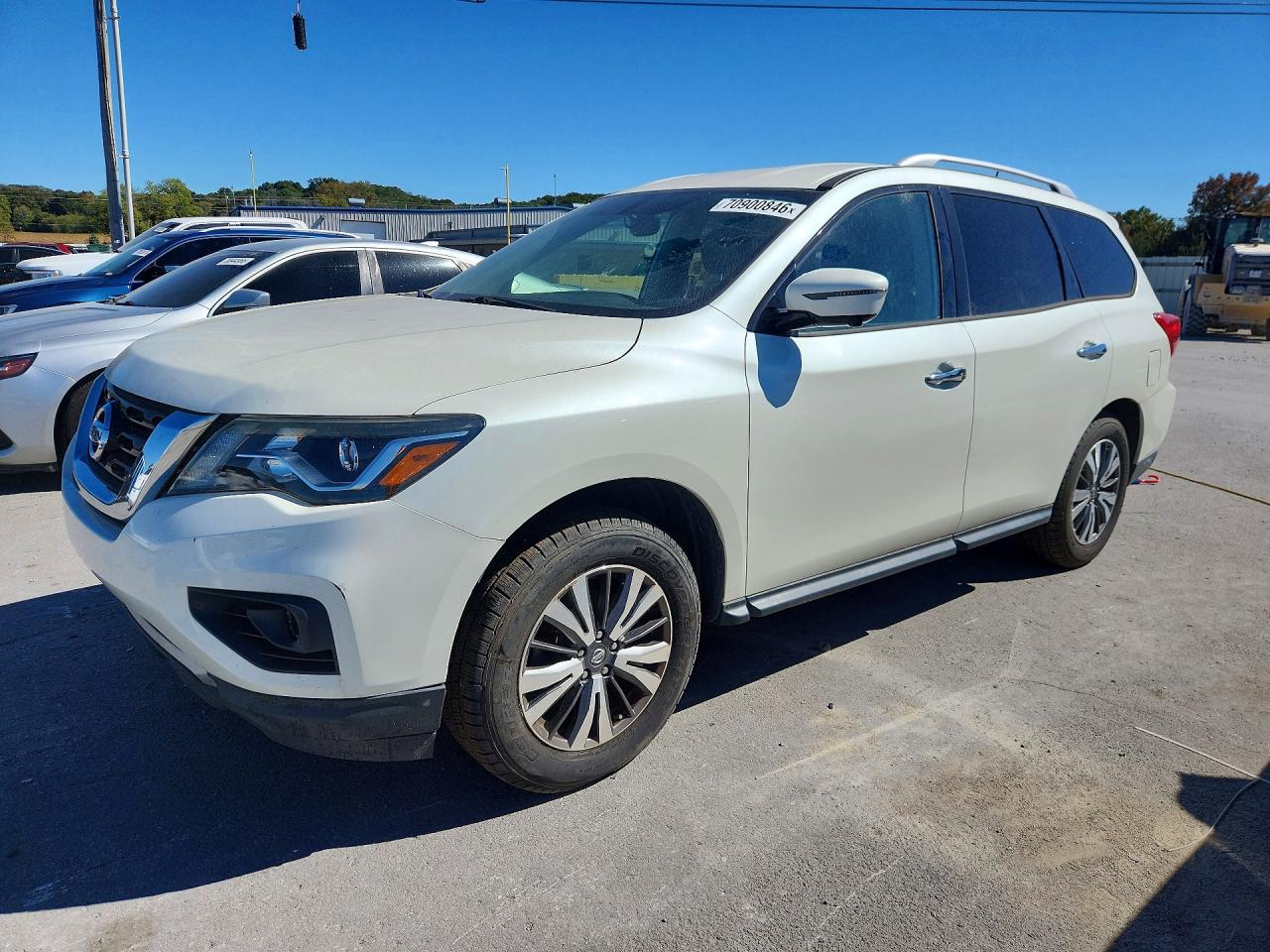 Photo of the 2017 NISSAN PATHFINDER SL