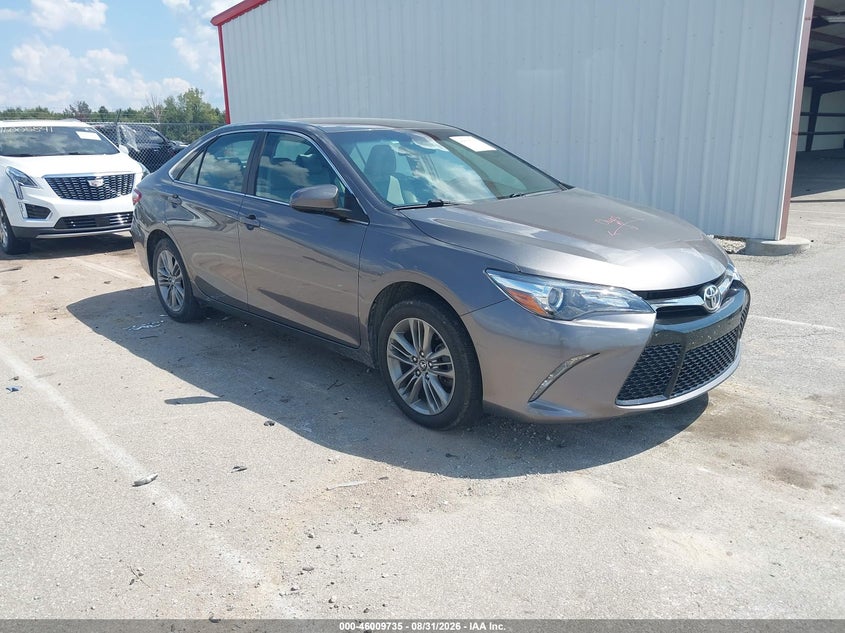 Photo of the 2017 TOYOTA CAMRY SE
