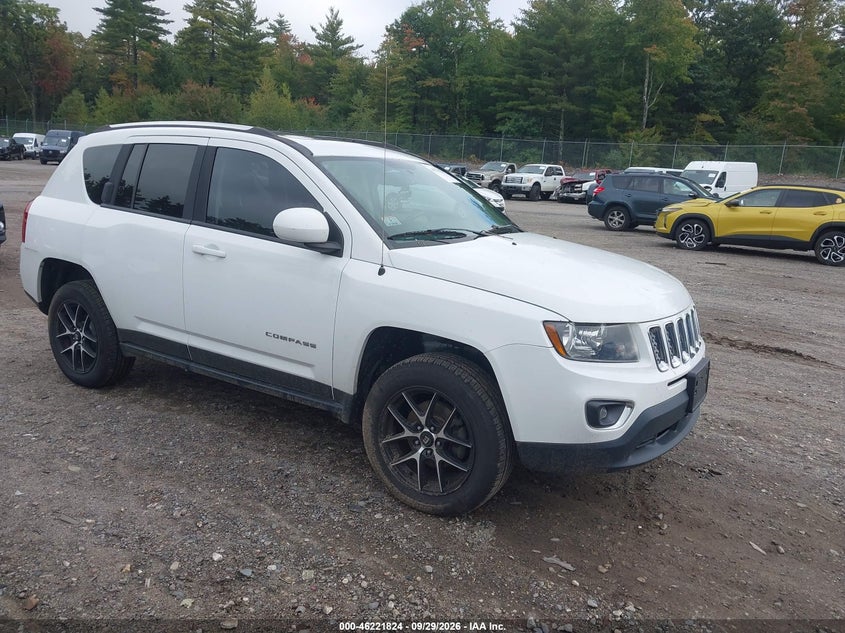 Photo of the 2015 JEEP COMPASS HIGH ALTITUDE EDITION