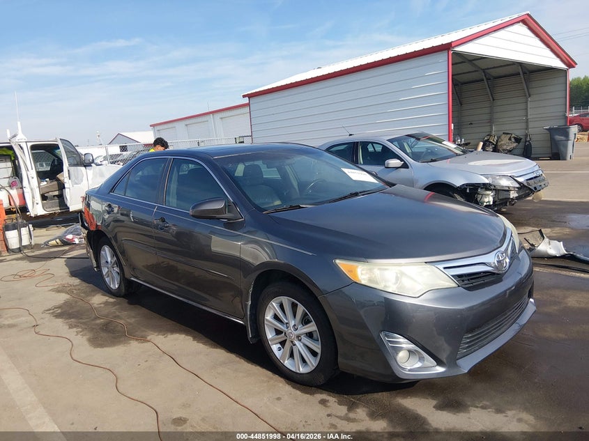 Photo of the 2013 TOYOTA CAMRY XLE