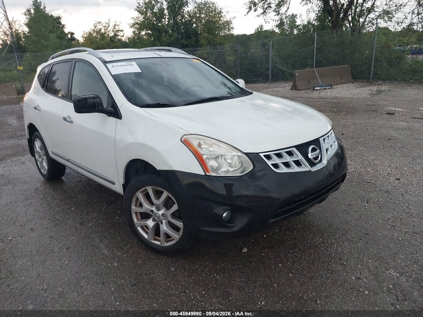 Photo of the 2011 NISSAN ROGUE SV
