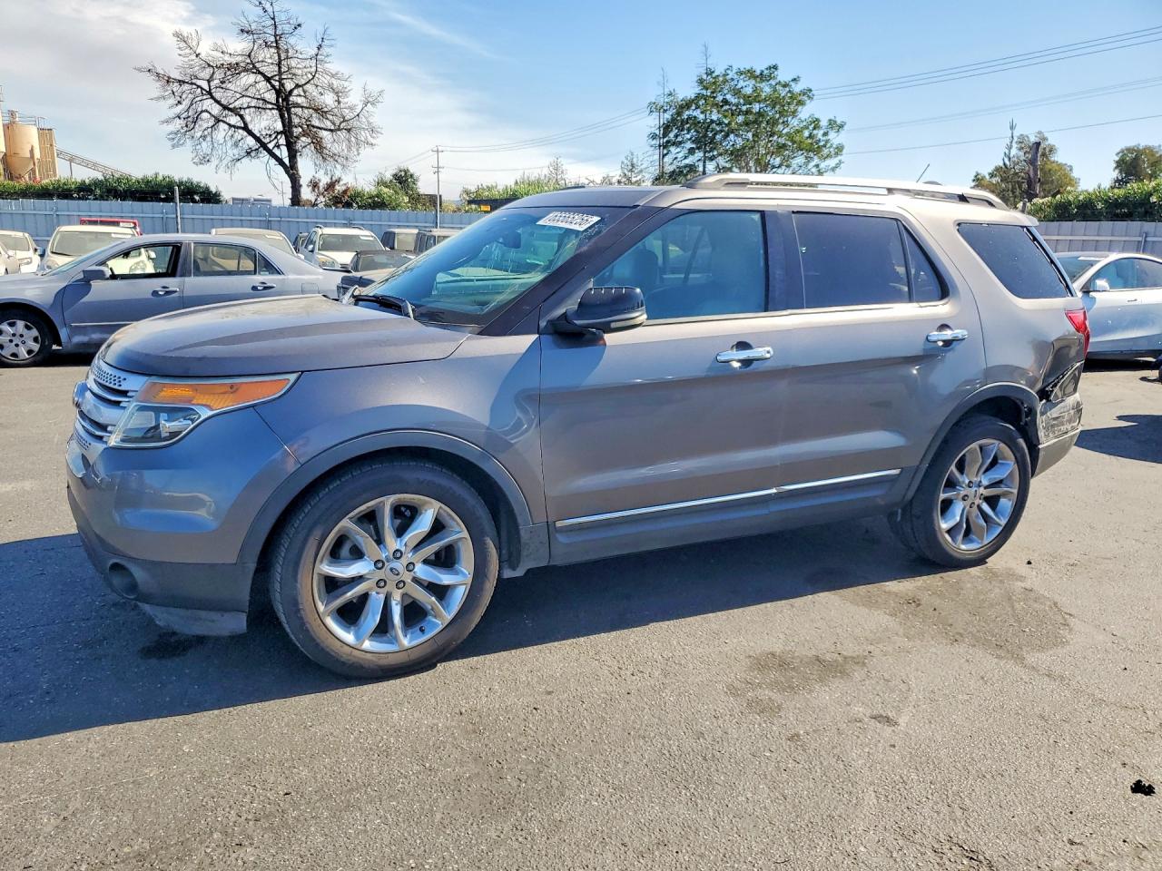 Photo of the 2013 FORD EXPLORER XLT