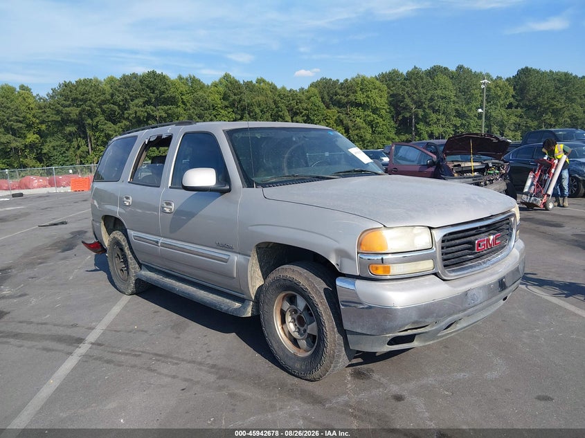 Photo of the 2004 GMC YUKON SLT