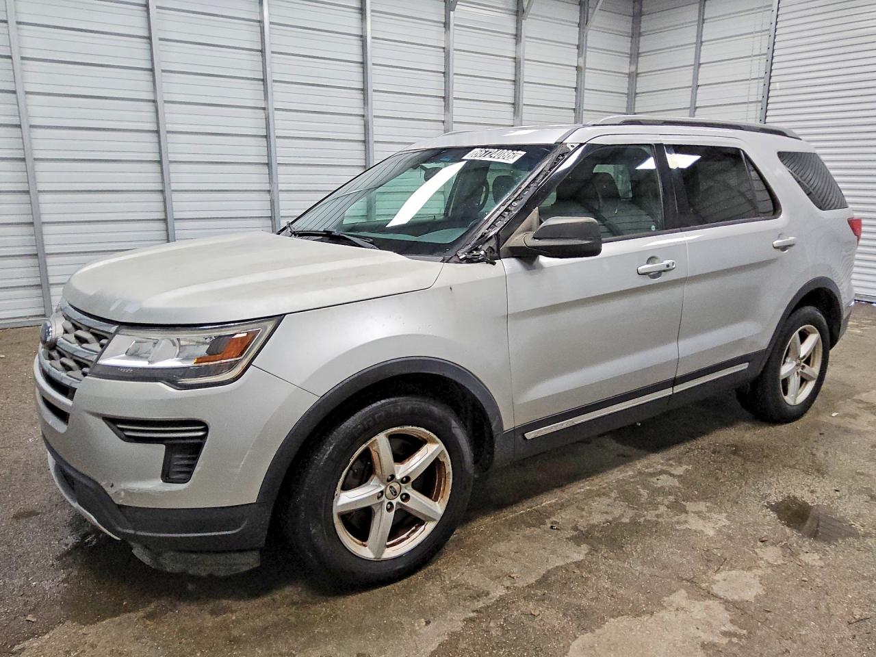 Photo of the 2018 FORD EXPLORER XLT