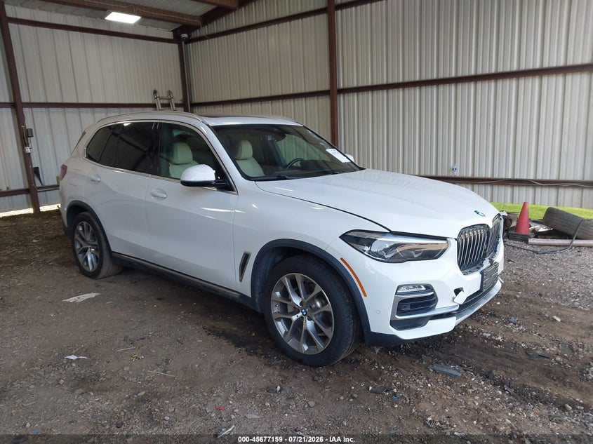 Photo of the 2021 BMW X5 SDRIVE40I