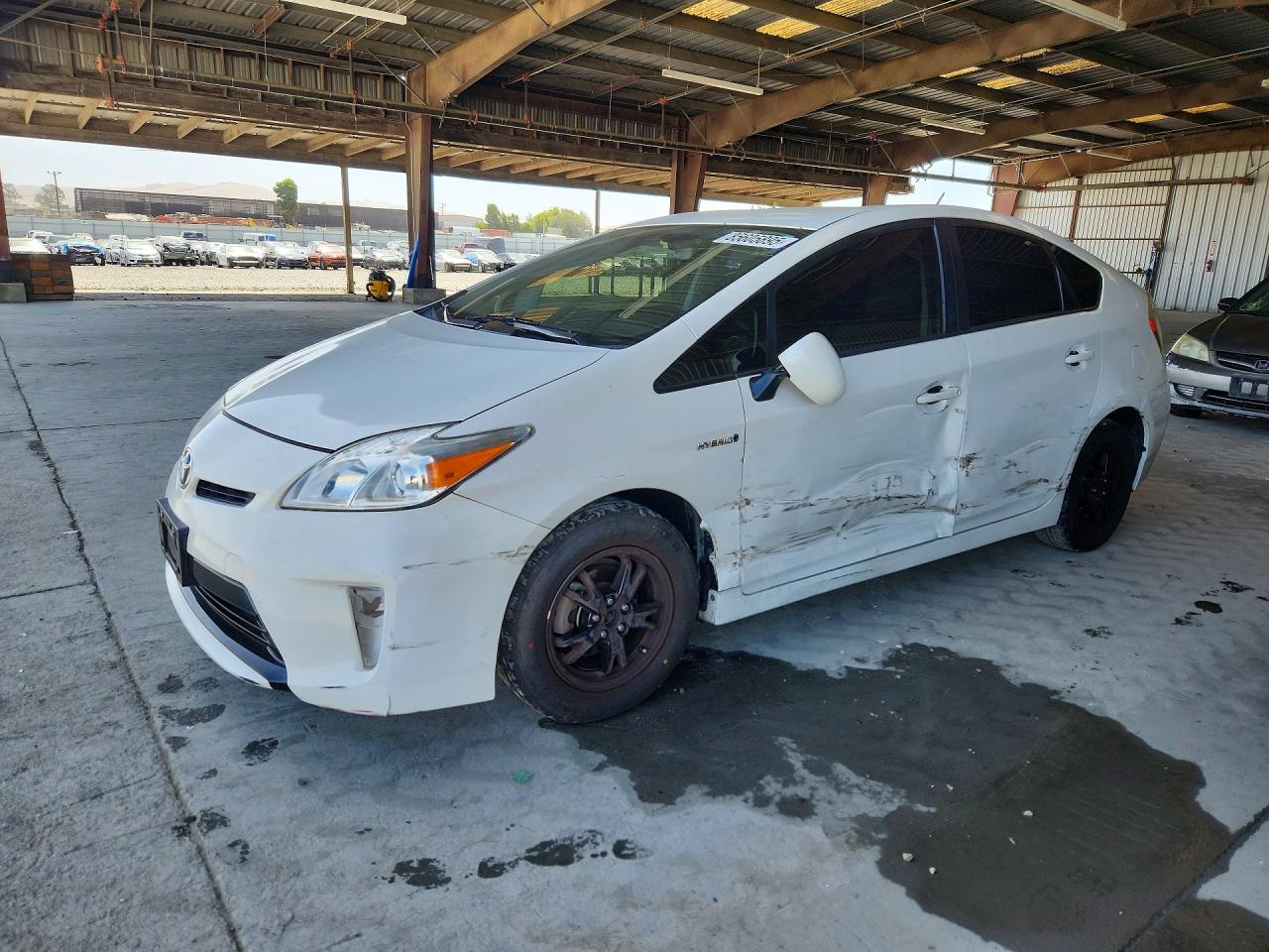 Photo of the 2014 TOYOTA PRIUS TWO