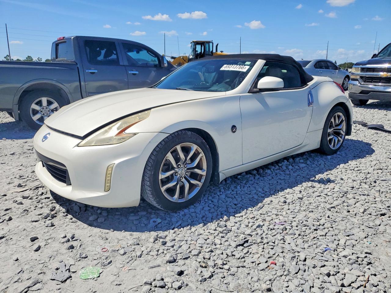 Photo of the 2014 NISSAN 370Z ROADSTER TOURING