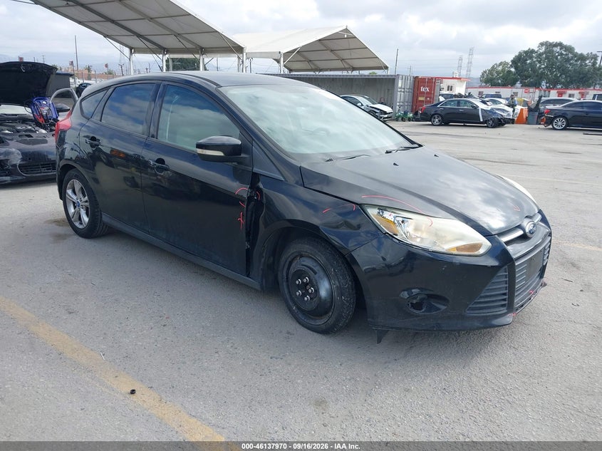 Photo of the 2013 FORD FOCUS SE