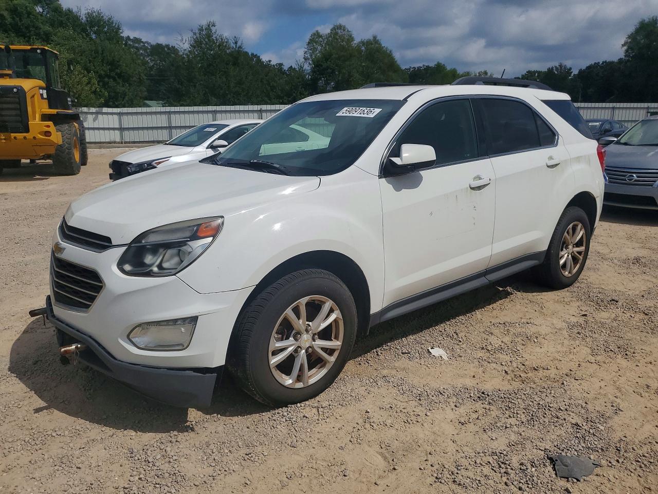 Photo of the 2017 CHEVROLET EQUINOX LT
