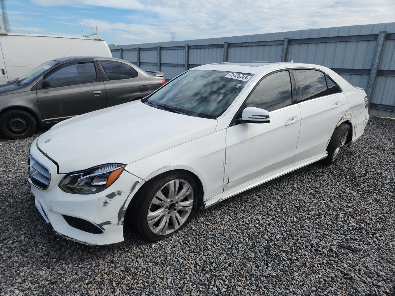 Photo of the 2014 MERCEDES-BENZ E 350