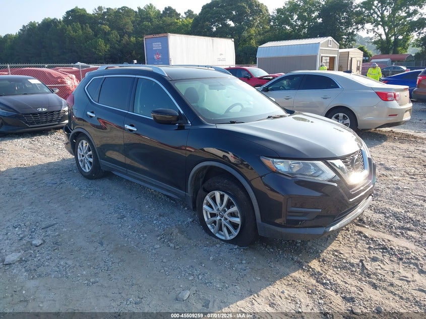 Photo of the 2018 NISSAN ROGUE SV