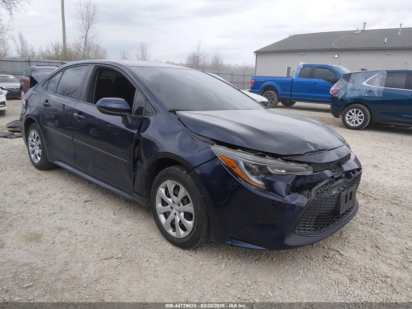 Photo of the 2022 TOYOTA COROLLA LE