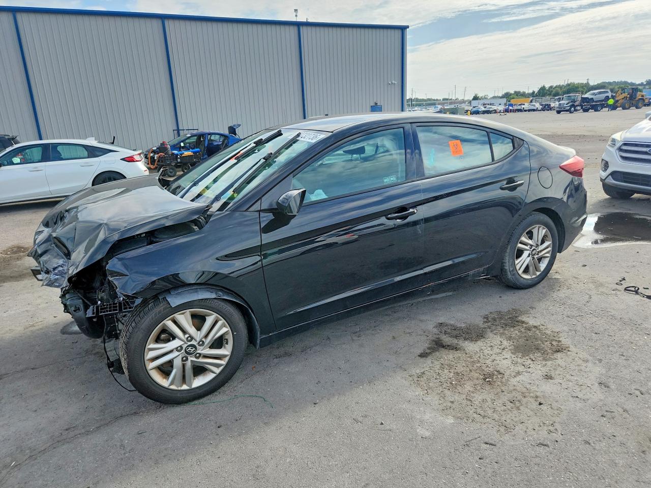 Photo of the 2019 HYUNDAI ELANTRA SEL