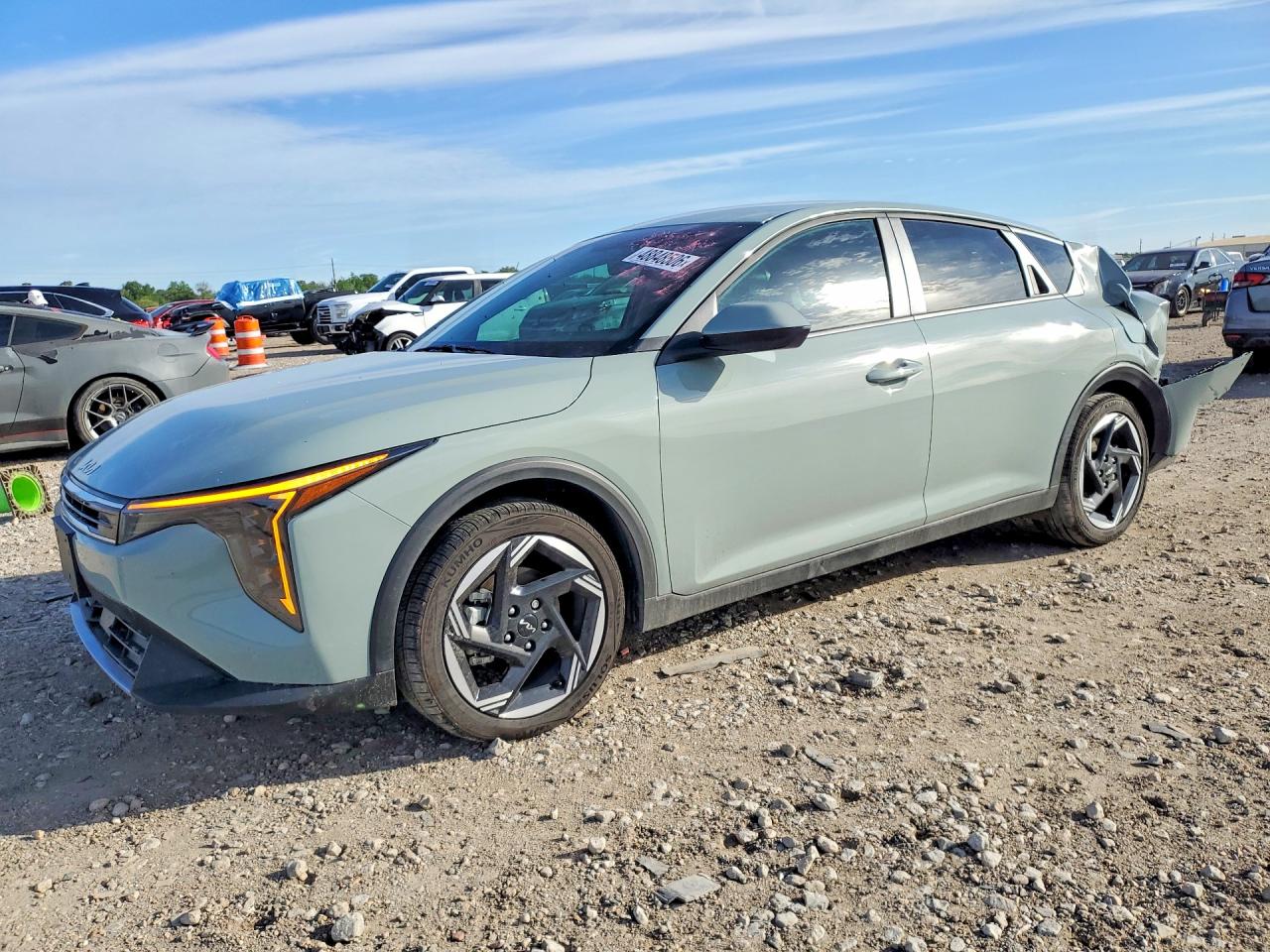 Photo of the 2025 KIA K4 EX