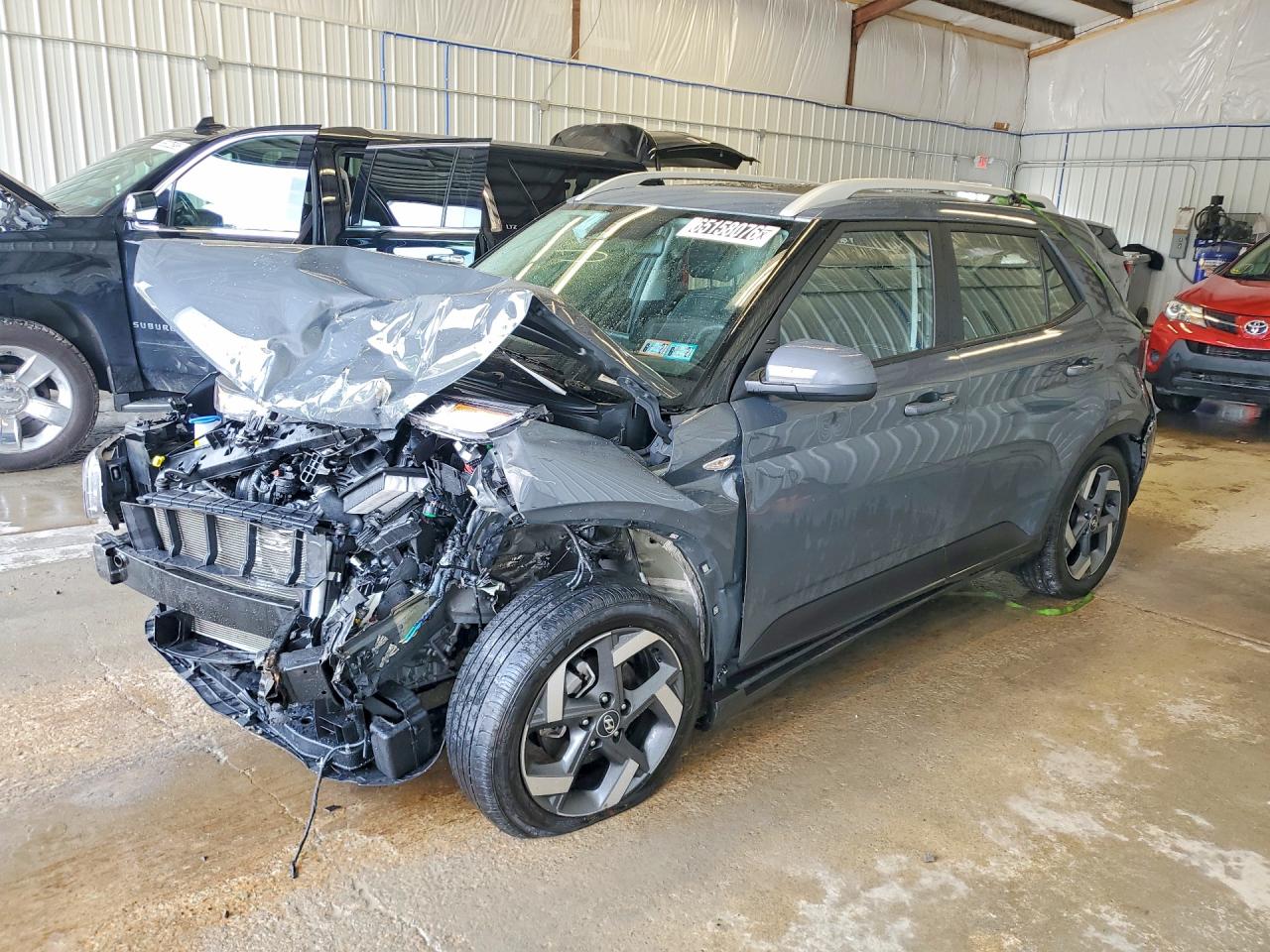 Photo of the 2026 HYUNDAI VENUE SEL
