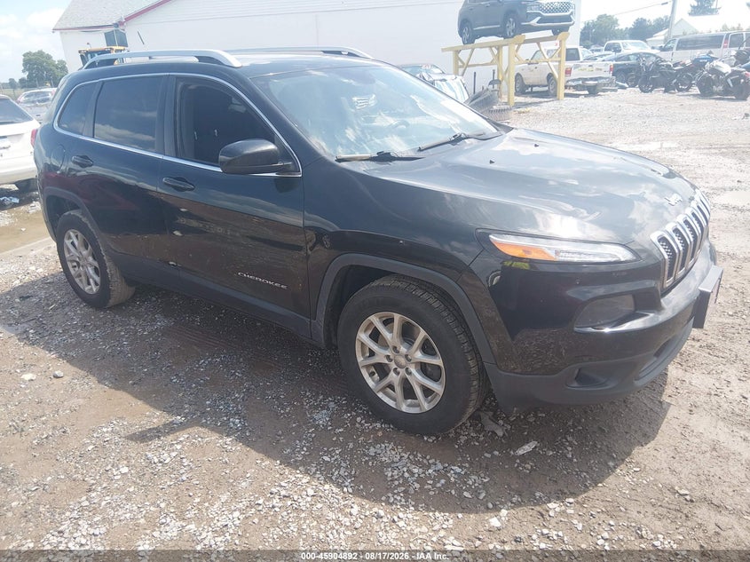 Photo of the 2015 JEEP CHEROKEE LATITUDE