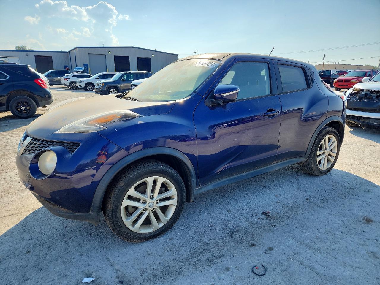 Photo of the 2015 NISSAN JUKE SV