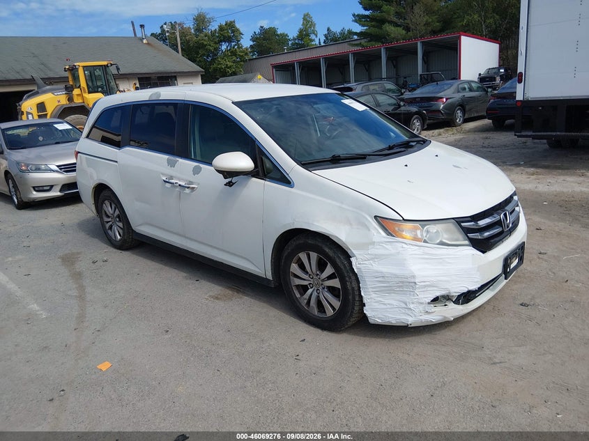 Photo of the 2014 HONDA ODYSSEY EX