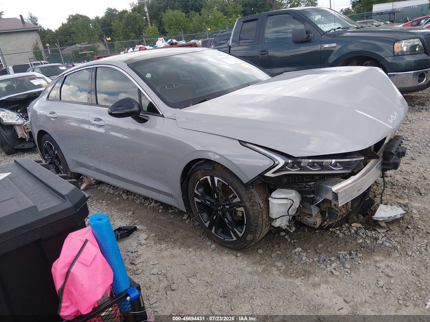 Photo of the 2024 KIA K5 GT-LINE