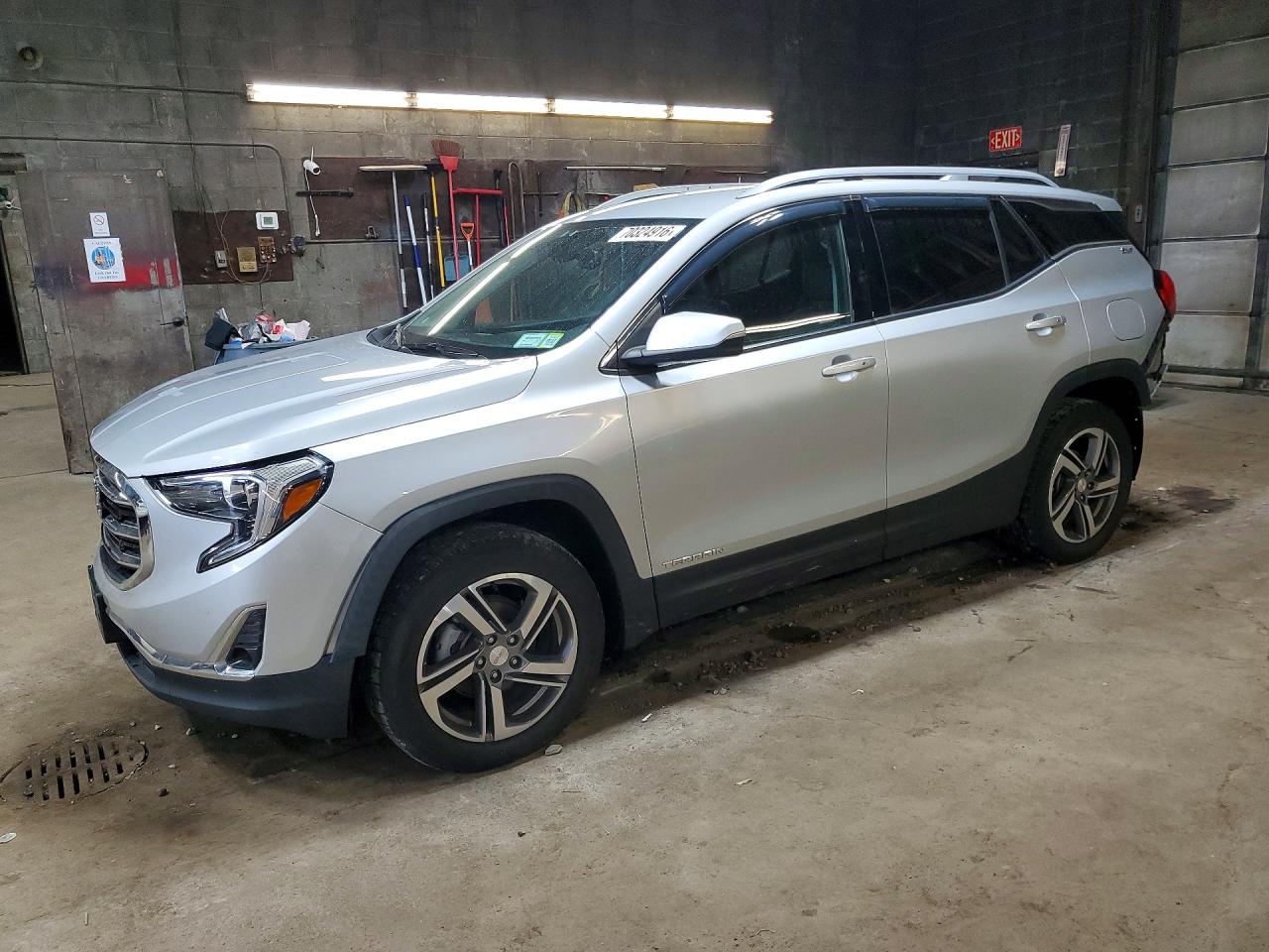 Photo of the 2021 GMC TERRAIN SLT