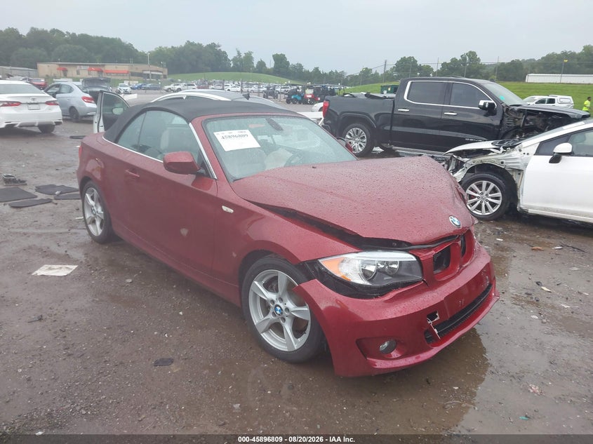 Photo of the 2013 BMW 128I