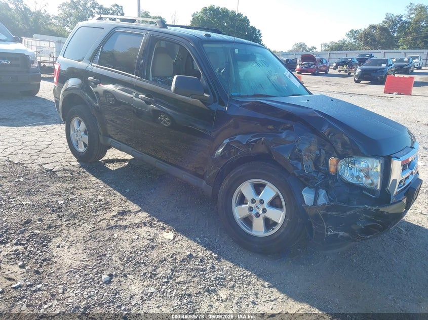 Photo of the 2012 FORD ESCAPE XLT