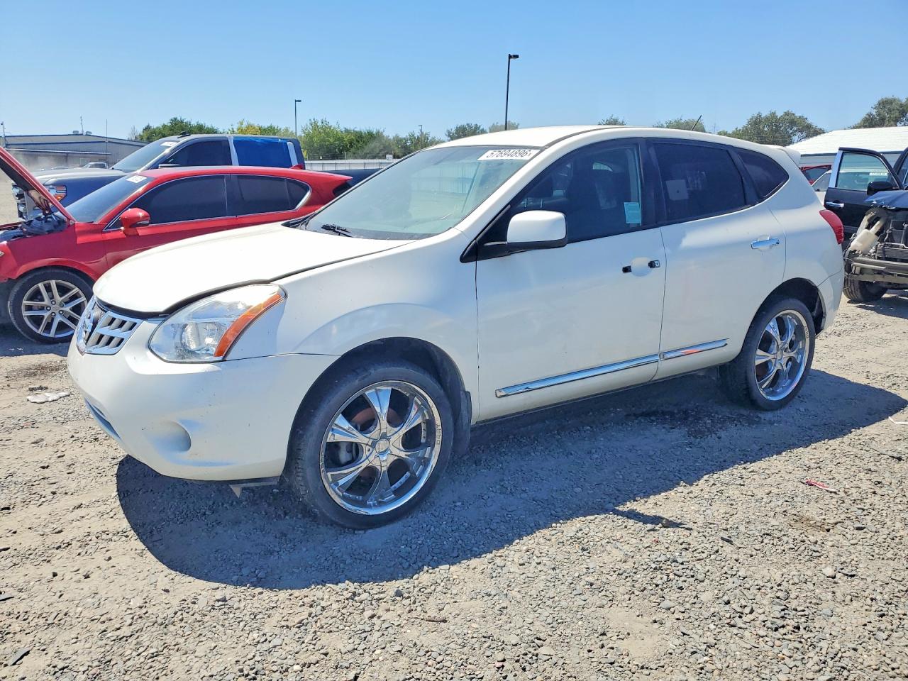 Photo of the 2013 NISSAN ROGUE S