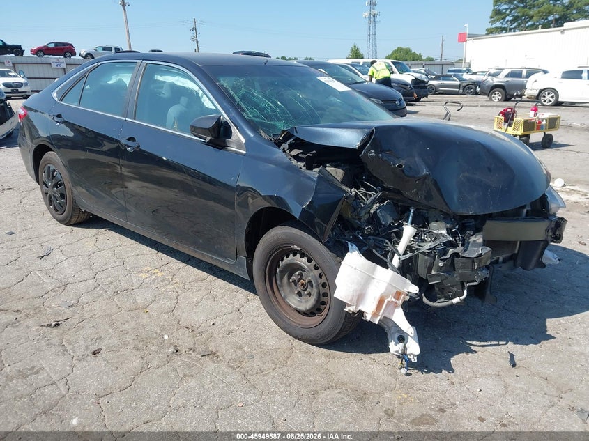 Photo of the 2016 TOYOTA CAMRY LE