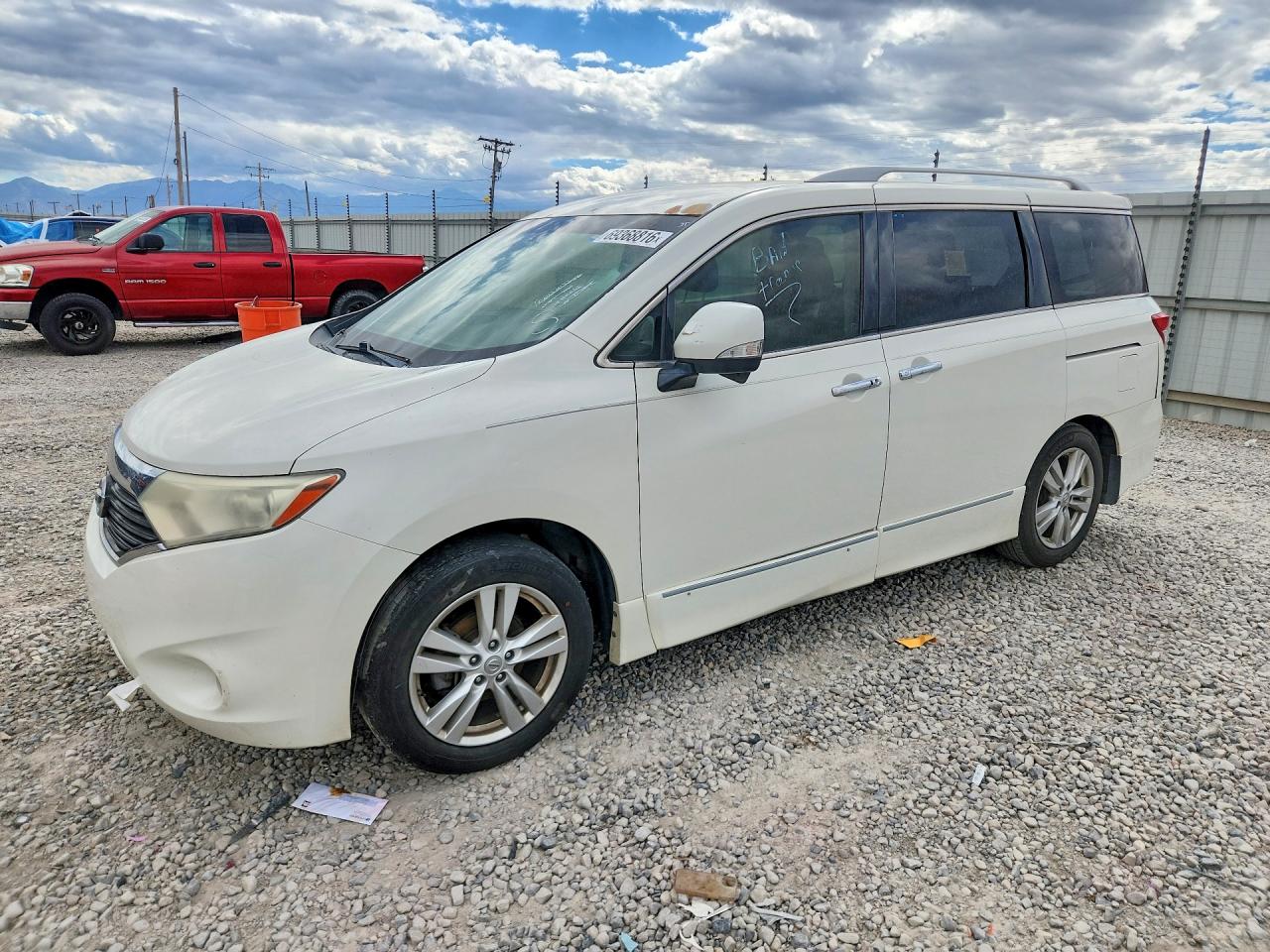 Photo of the 2016 NISSAN QUEST 3.5 SL