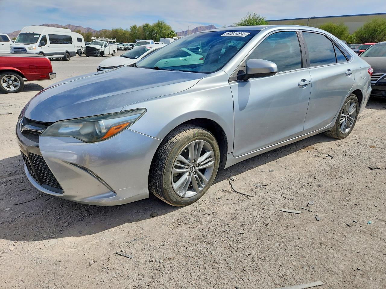 Photo of the 2015 TOYOTA CAMRY SE